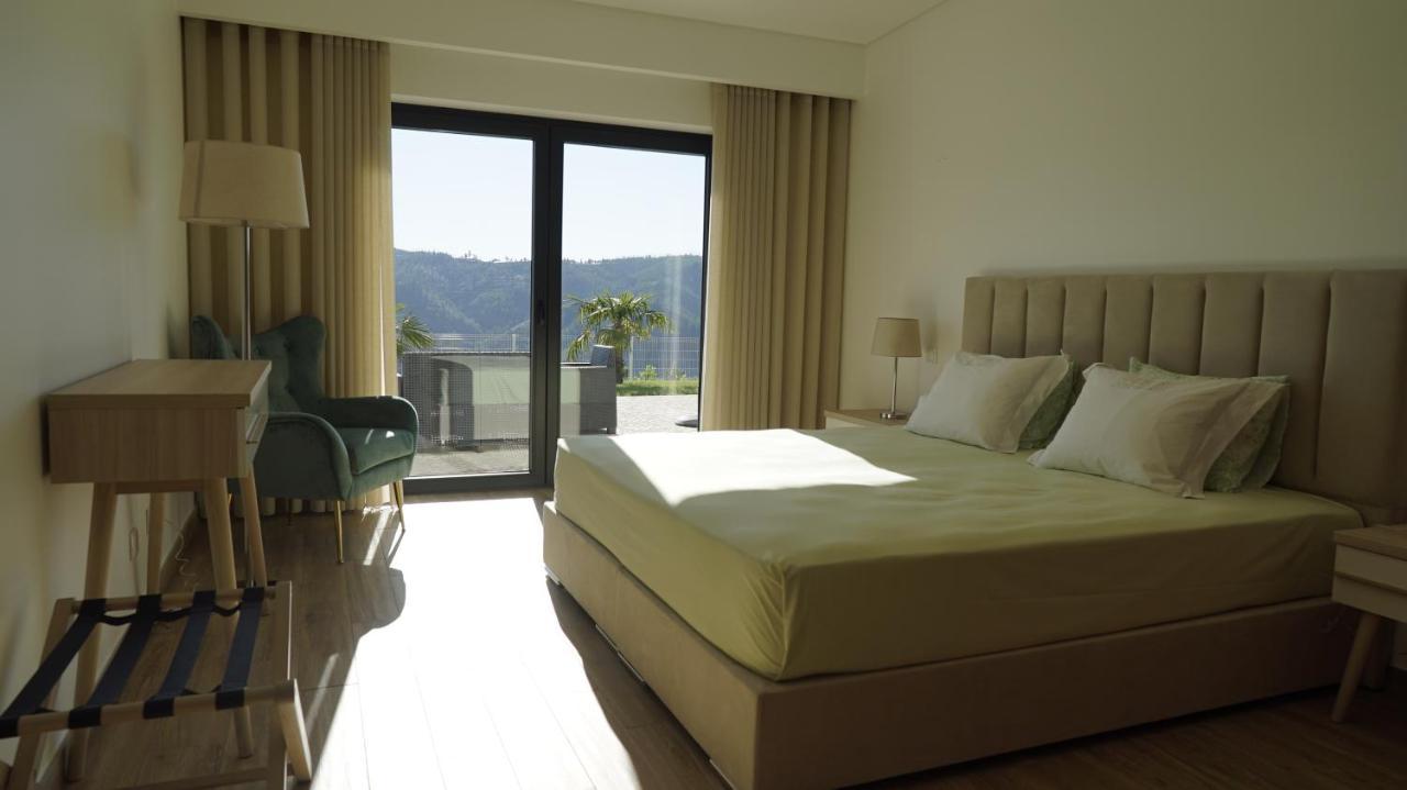 Lago Azul Villas Ferreira do Zêzere Εξωτερικό φωτογραφία