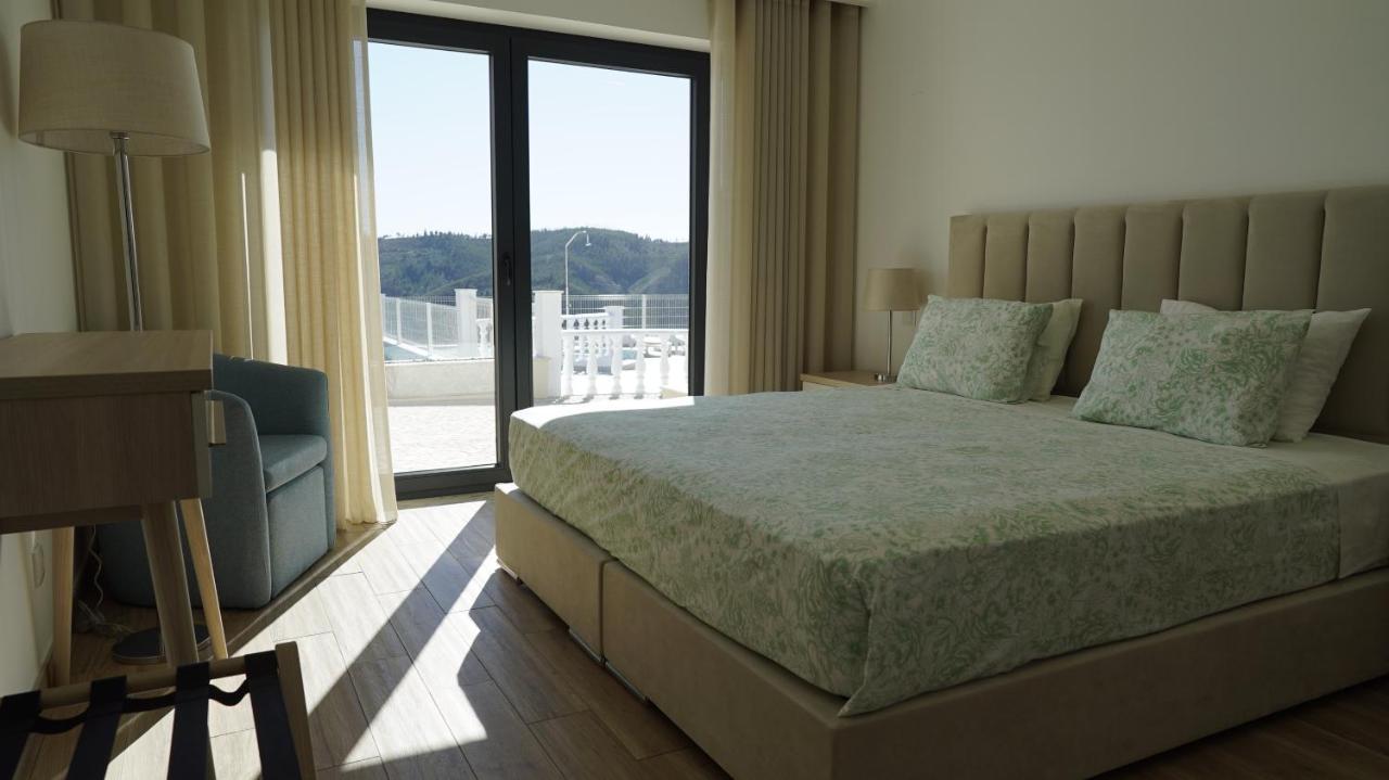 Lago Azul Villas Ferreira do Zêzere Εξωτερικό φωτογραφία