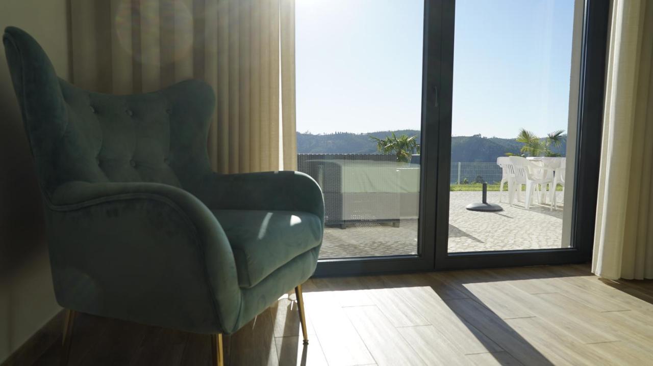 Lago Azul Villas Ferreira do Zêzere Εξωτερικό φωτογραφία